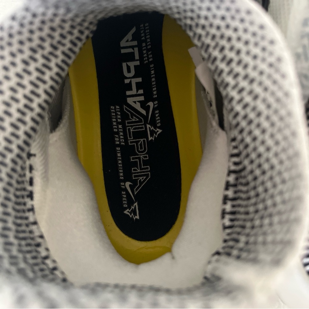 Nike Alpha Menace Elite 3 Flyknit Ghost Men 14.5 White and Black Football Cleats - Picture 10 of 14